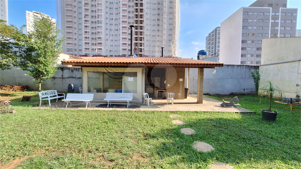 CONDOMÍNIO em VILA PRUDENTE