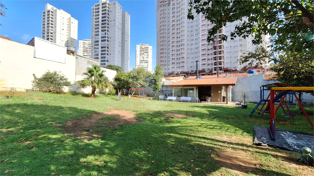 CONDOMÍNIO em VILA PRUDENTE