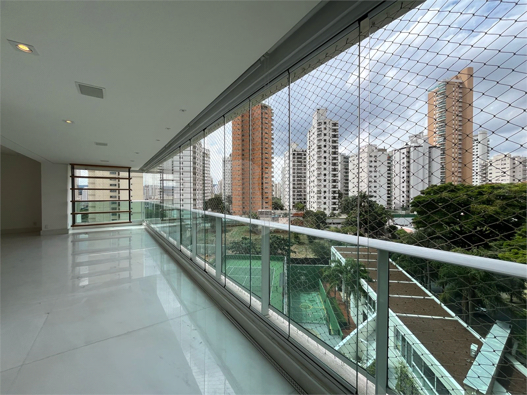 Apartamento Alto de  Santana com 4 suítes - Venda