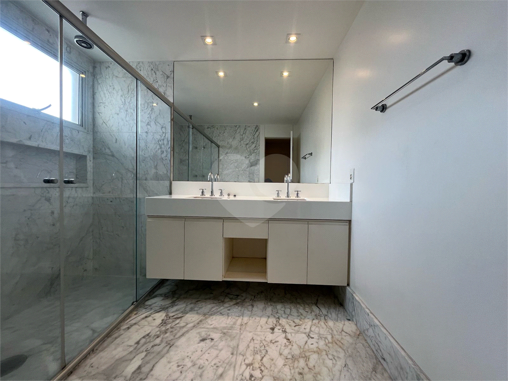 Apartamento Alto de  Santana com 4 suítes - Venda