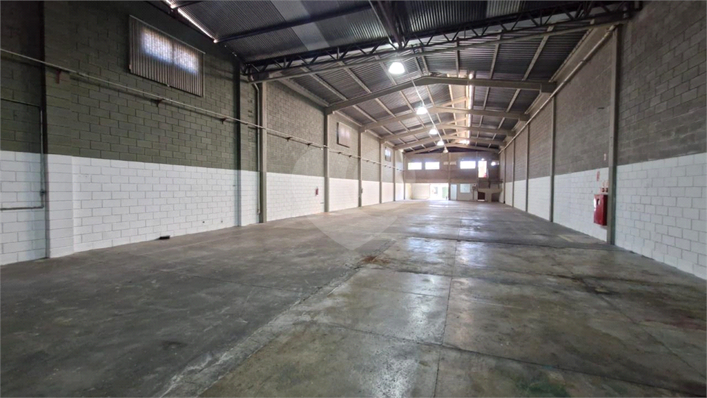 Depósito-Galpão-Armazém para alugar, 736m² - Foto 6