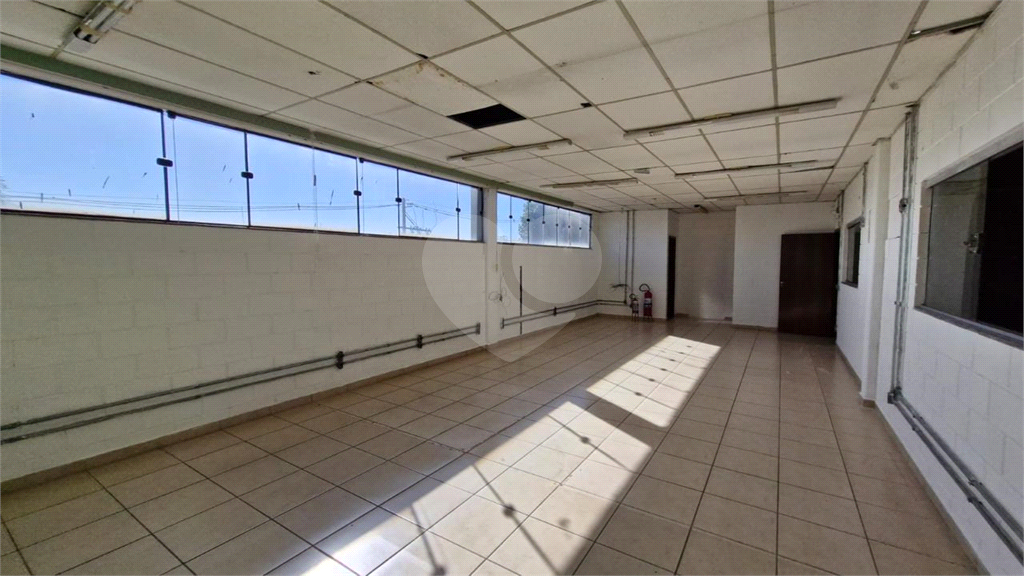 Depósito-Galpão-Armazém para alugar, 736m² - Foto 24