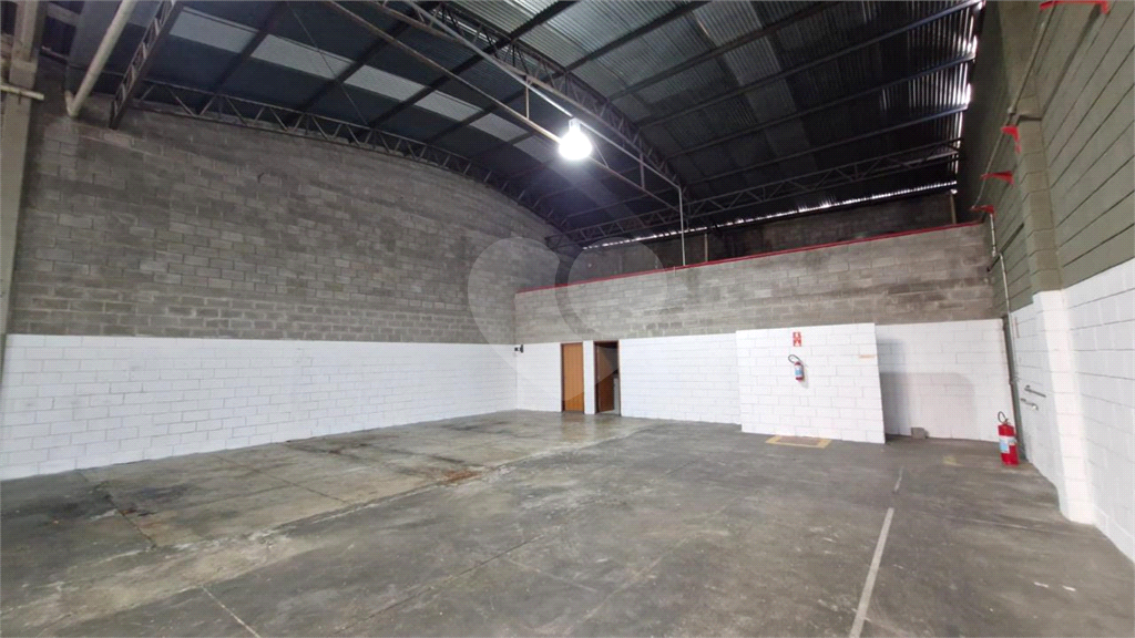 Depósito-Galpão-Armazém para alugar, 736m² - Foto 12
