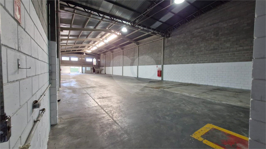 Depósito-Galpão-Armazém para alugar, 736m² - Foto 9