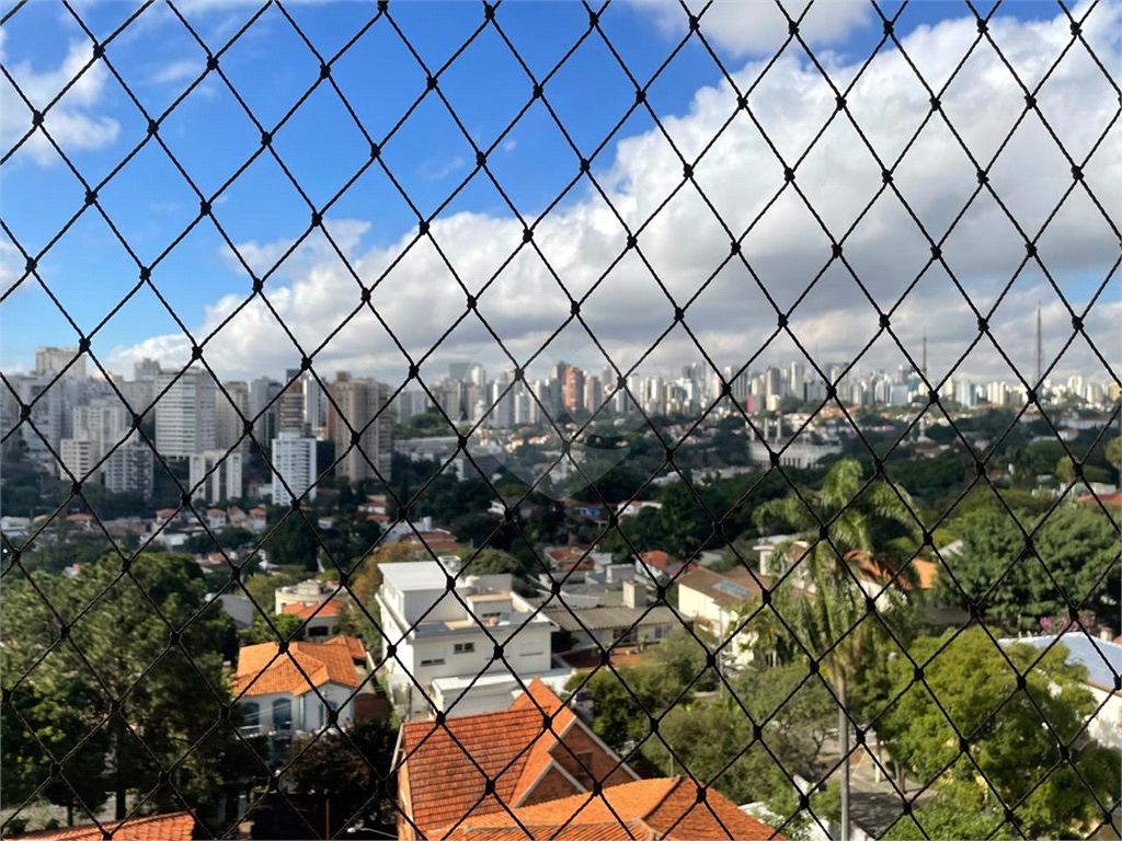 Apartamento a Venda em Perdizes a 200 metros do Metrô!