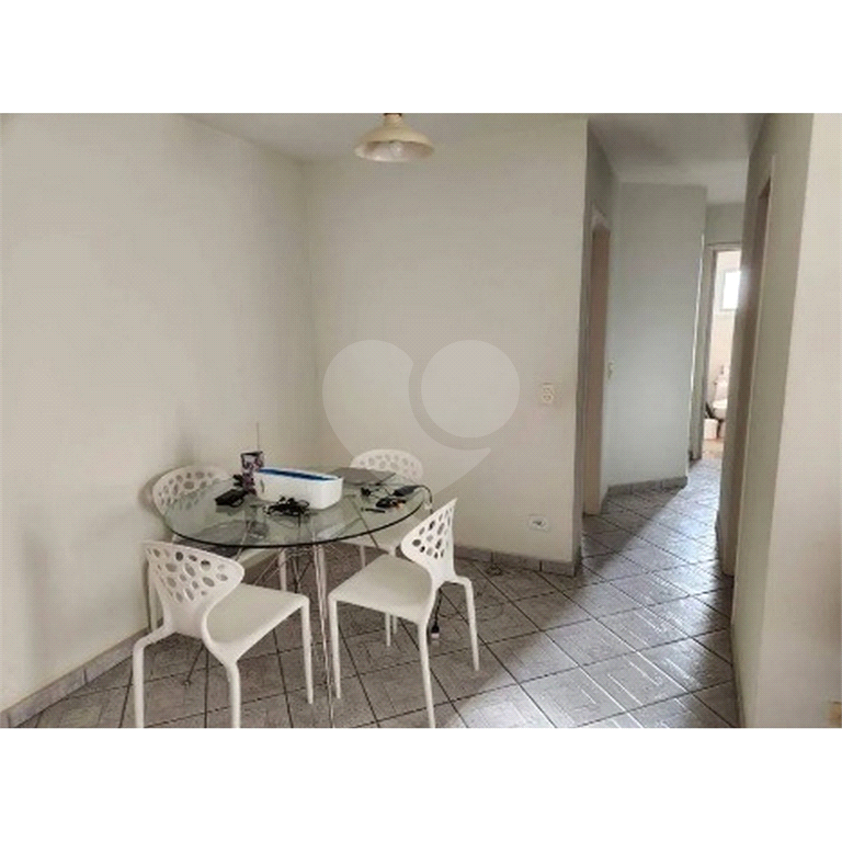 Apartamento na rua Copacabana - 2 dormitórios. 1 vaga
