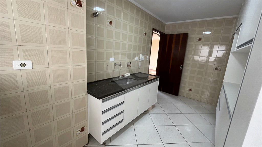 Apartamento à venda com 2 quartos, 63m² - Foto 7