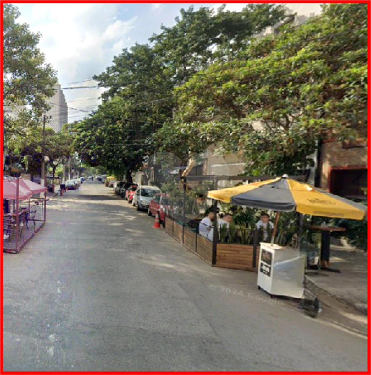 SOBRADO em PINHEIROS