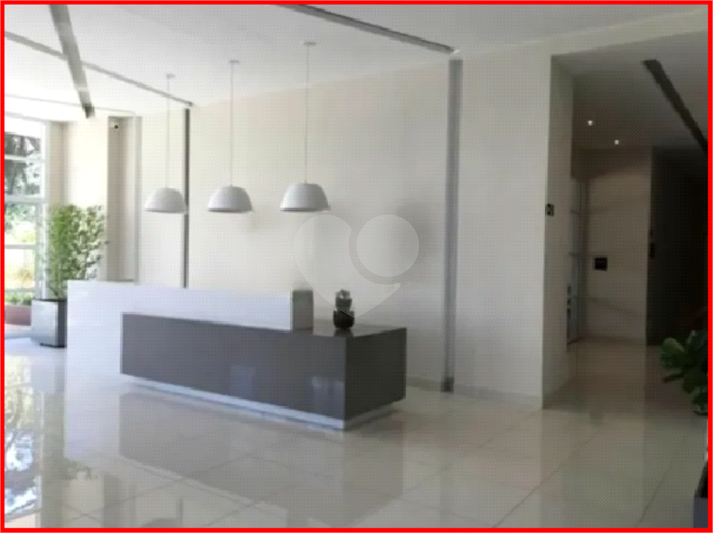 APARTAMENTO em REAL PARQUE