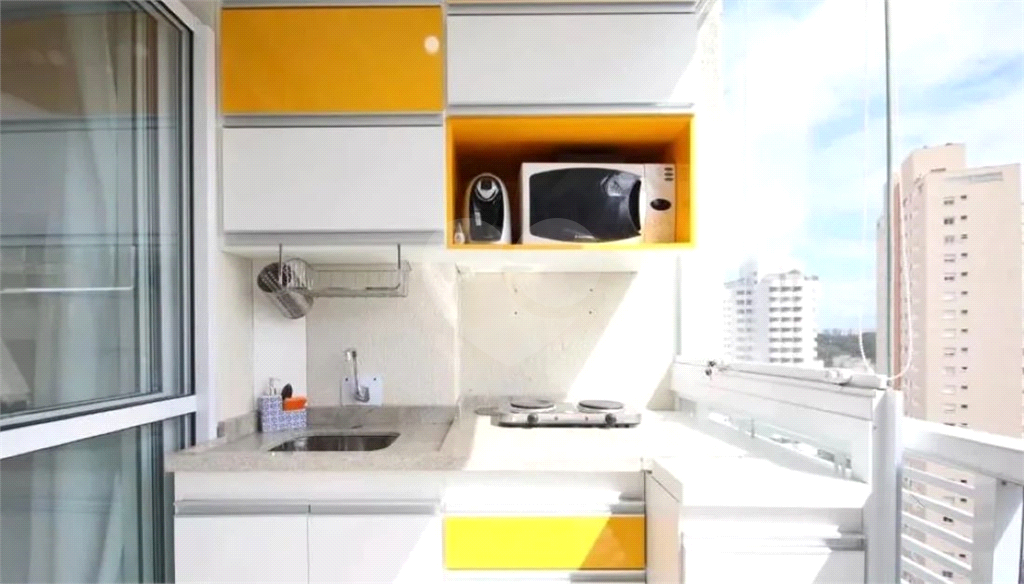 APARTAMENTO em REAL PARQUE