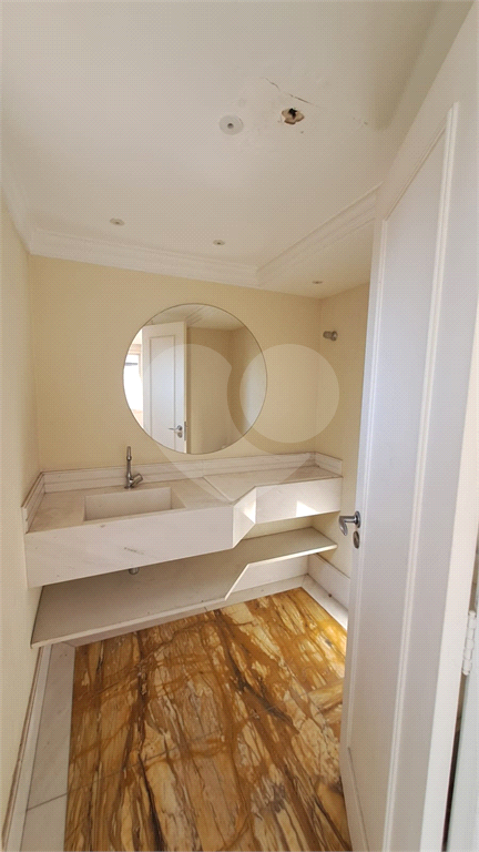 Cobertura Duplex, 3 dormitórios com Suíte, Deposito e 3 vagas de Garagem