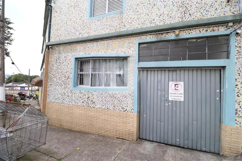APARTAMENTO em LAPA