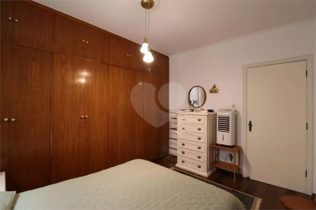 APARTAMENTO em LAPA