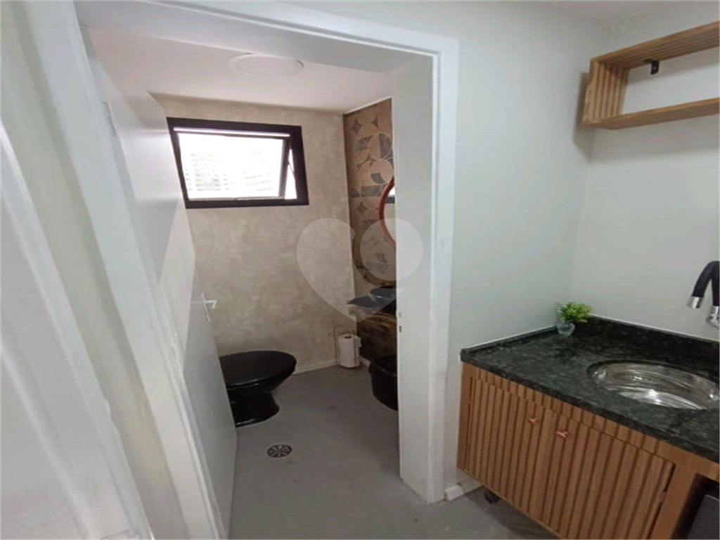 Ponto Comercial e 1 banheiro para Alugar, 40 m²- Bosque da Saúde, São Paulo - SP