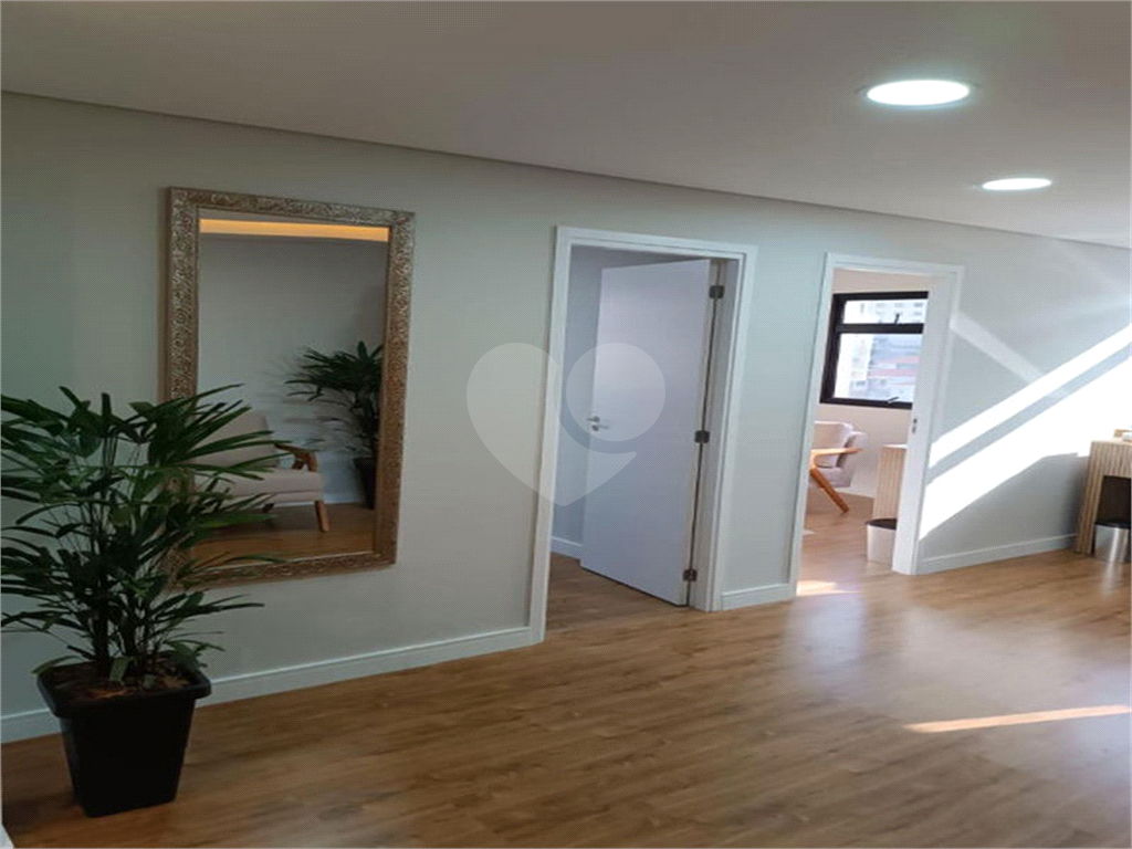 Ponto Comercial e 1 banheiro para Alugar, 40 m²- Bosque da Saúde, São Paulo - SP