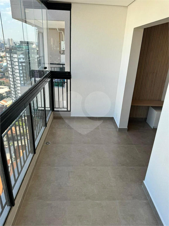 Apartamento para locação com 2 dormitórios e 1 vaga em Santana