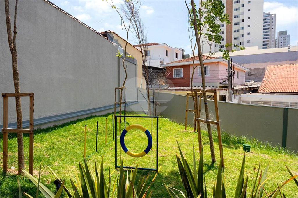 Apartamento para locação com 2 dormitórios e 1 vaga em Santana