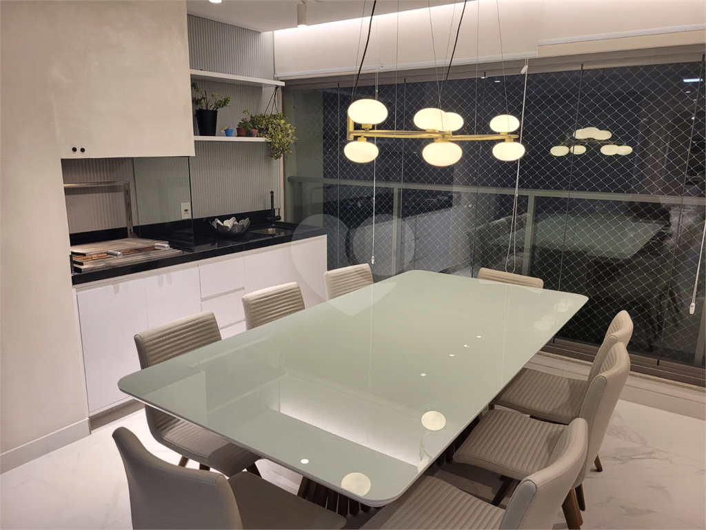 Apartamento com 3 suítes em Moema - 115m²