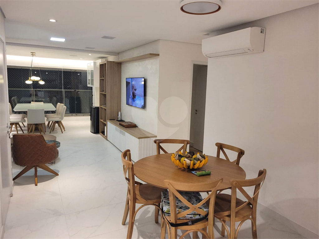 Apartamento com 3 suítes em Moema - 115m²