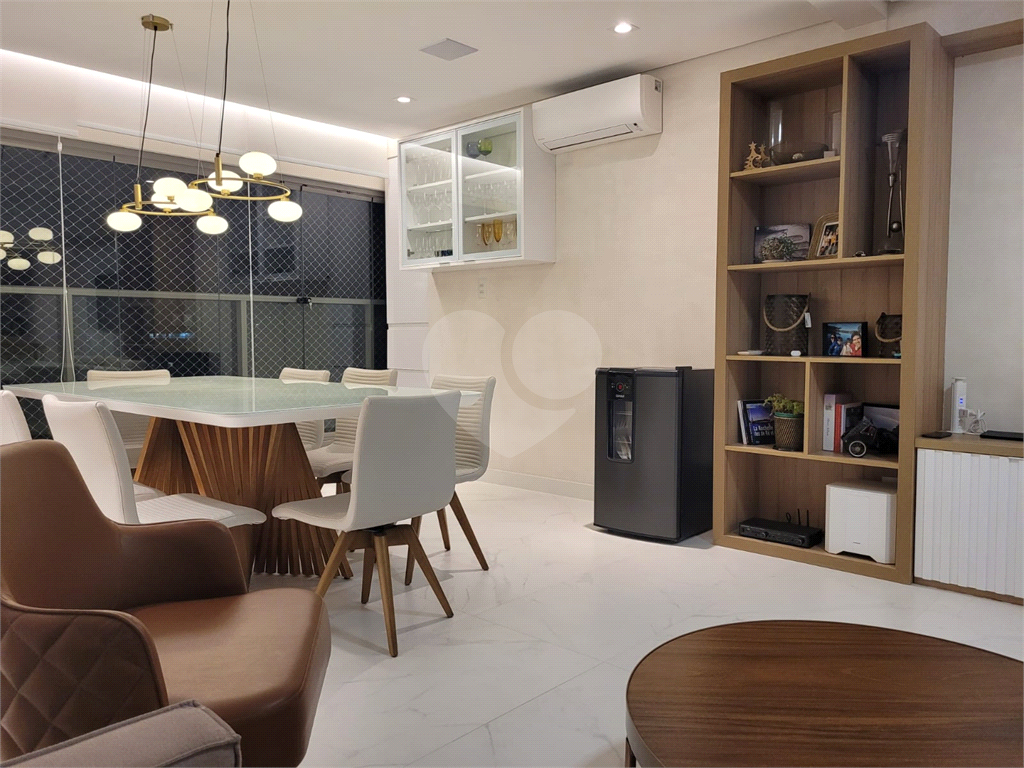 Apartamento com 3 suítes em Moema - 115m²