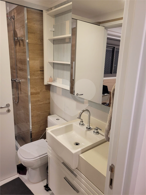 Apartamento com 3 suítes em Moema - 115m²