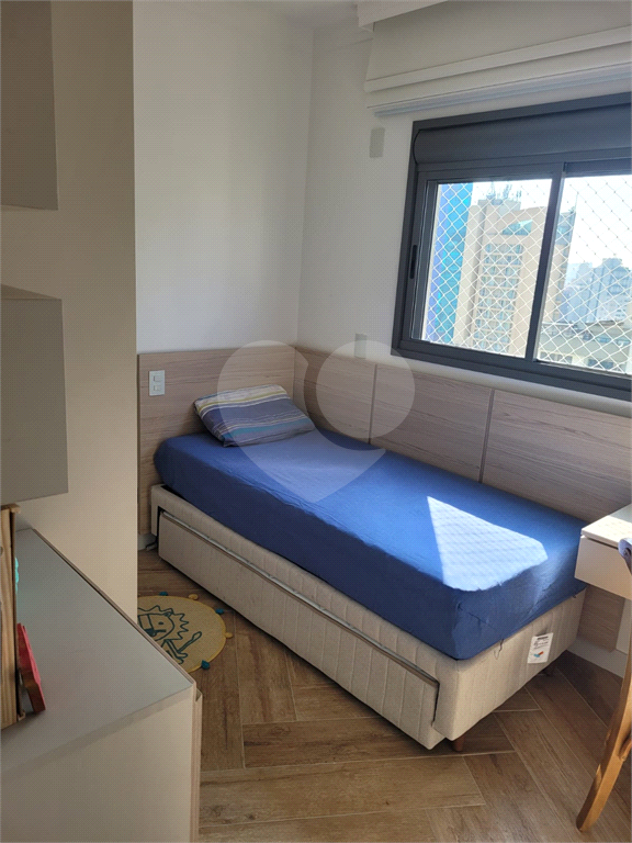 Apartamento com 3 suítes em Moema - 115m²