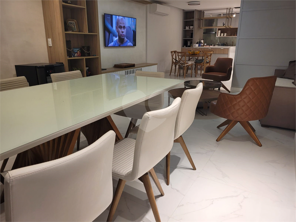 Apartamento com 3 suítes em Moema - 115m²