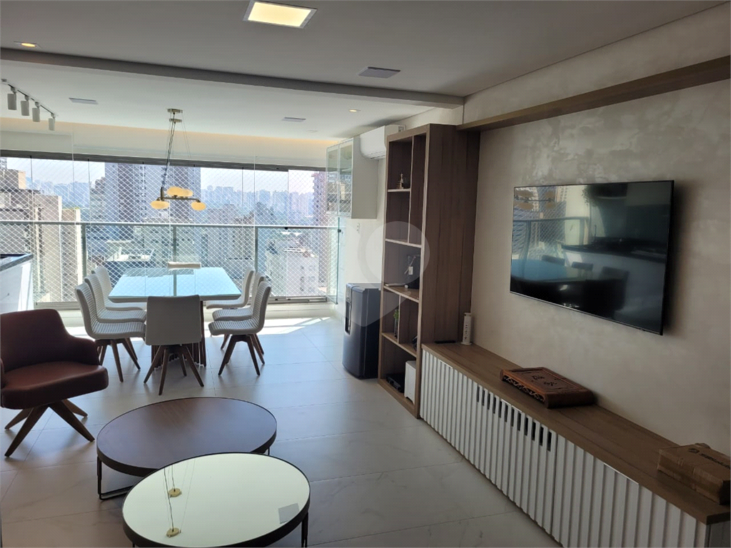 Apartamento com 3 suítes em Moema - 115m²