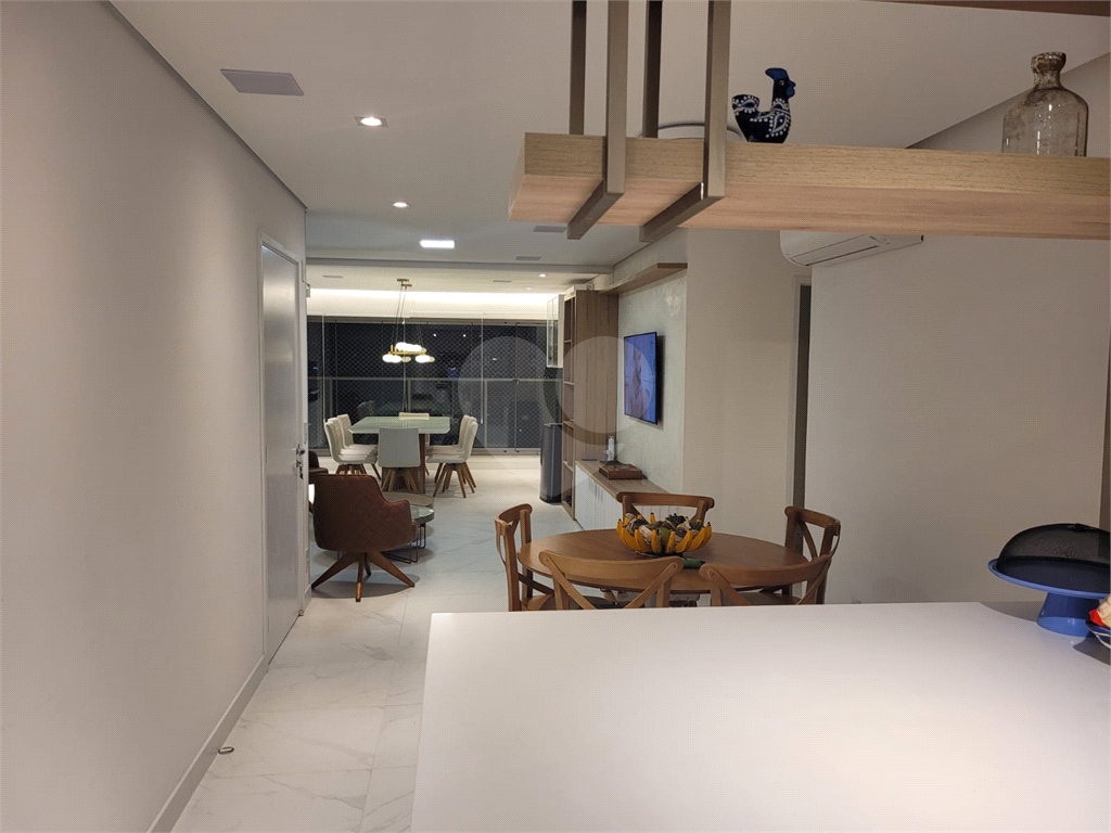 Apartamento com 3 suítes em Moema - 115m²