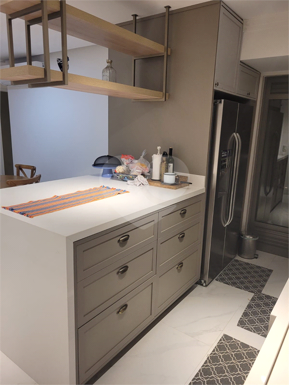 Apartamento com 3 suítes em Moema - 115m²