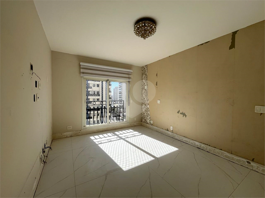 APARTAMENTO em SANTANA