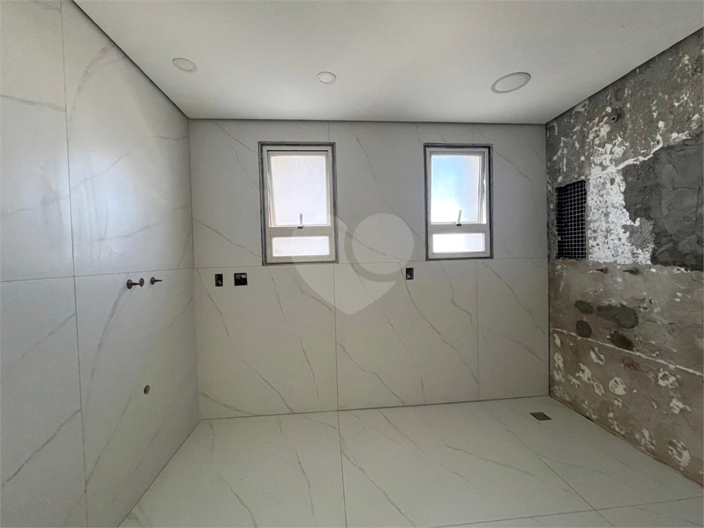 APARTAMENTO em SANTANA