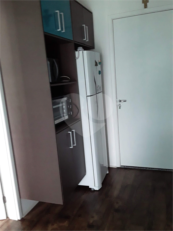 Apartamento à venda com 1 quarto, 35m² - Foto 2