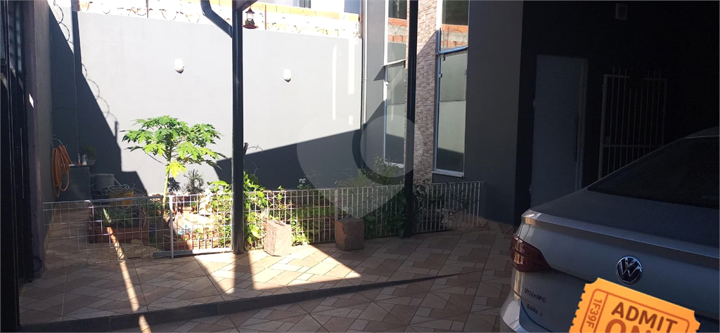 Casa à venda com 3 quartos, 100m² - Foto 11