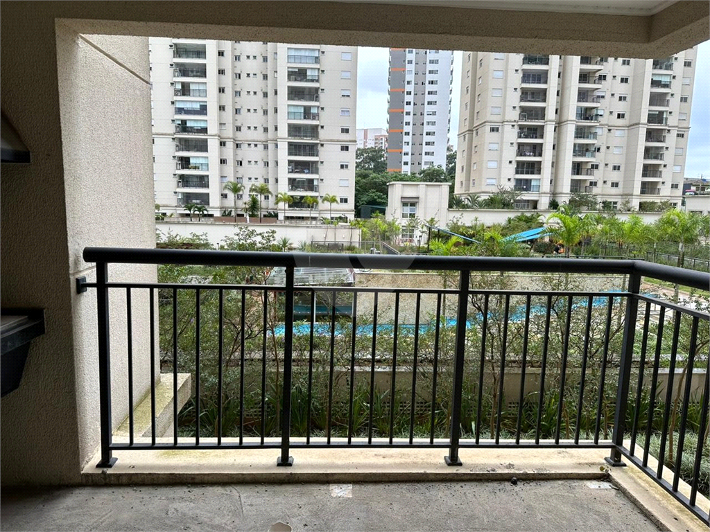 APARTAMENTO em JARDIM FLOR DA MONTANHA