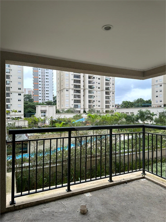 APARTAMENTO em JARDIM FLOR DA MONTANHA