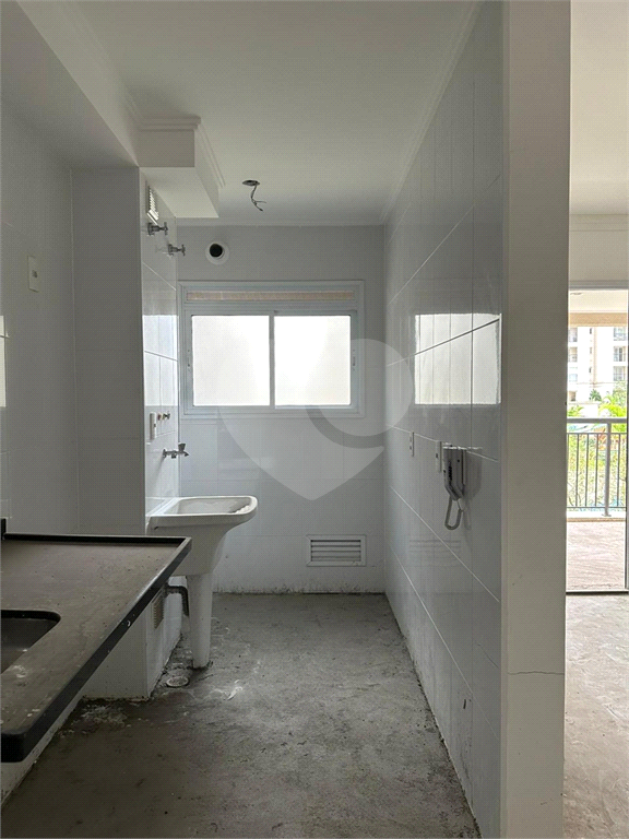 APARTAMENTO em JARDIM FLOR DA MONTANHA