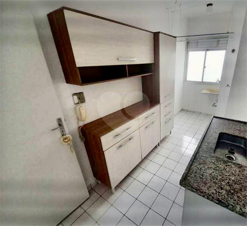 Apartamento à venda com 3 quartos, 67m² - Foto 3