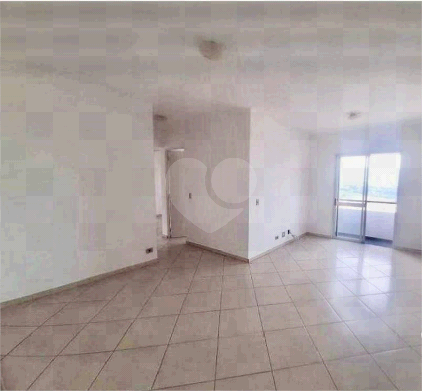 Apartamento à venda com 3 quartos, 67m² - Foto 7