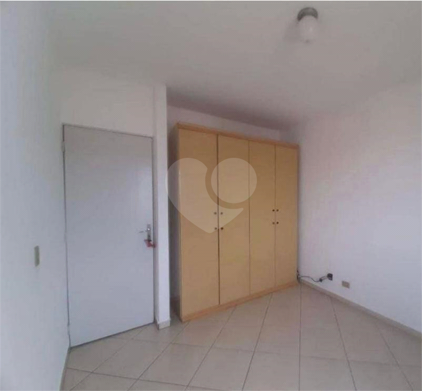 Apartamento à venda com 3 quartos, 67m² - Foto 17