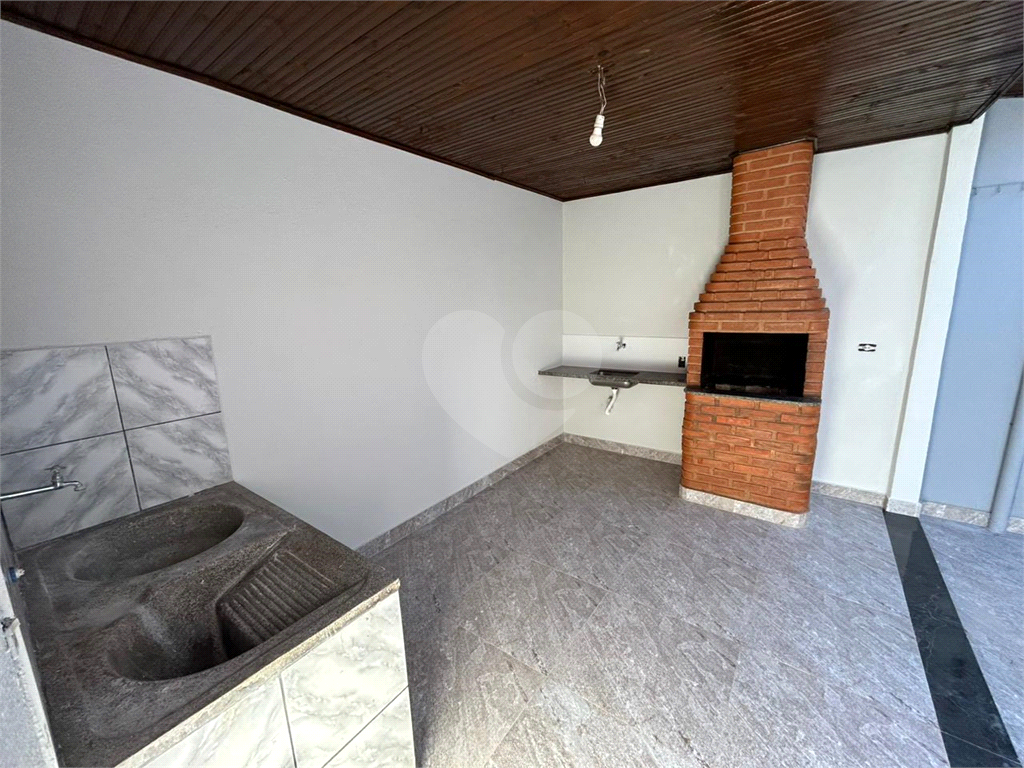 Casa à venda com 4 quartos, 160m² - Foto 15