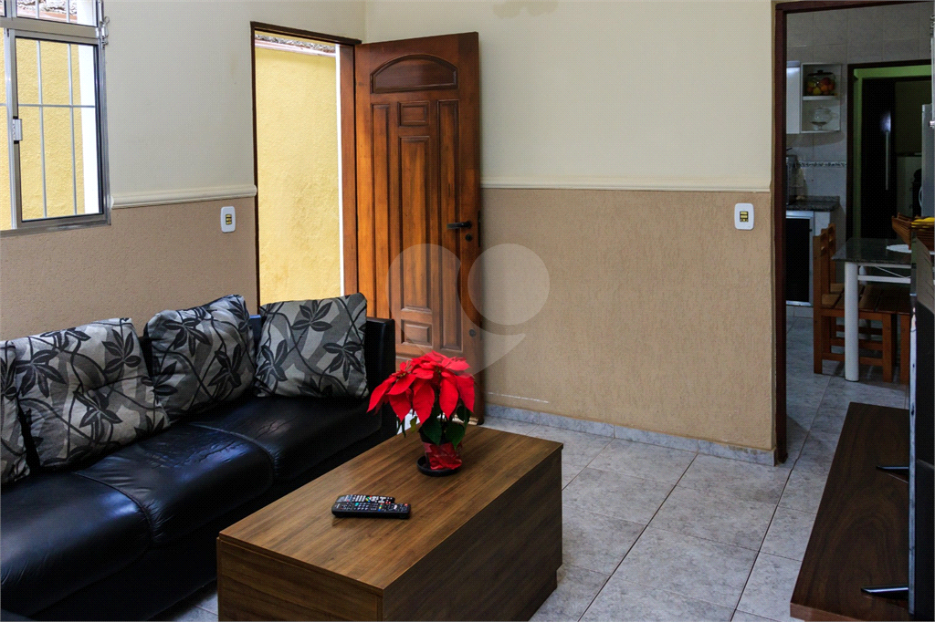 Sobrado à venda com 2 quartos, 115m² - Foto 44