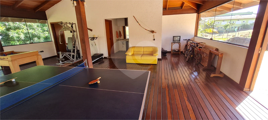 Casa de Condomínio à venda com 3 quartos, 362m² - Foto 3