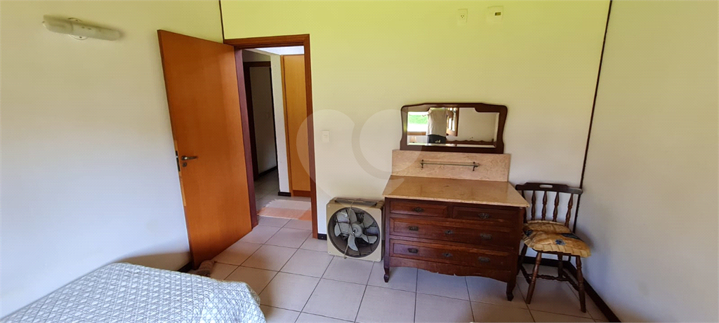 Casa de Condomínio à venda com 3 quartos, 362m² - Foto 24