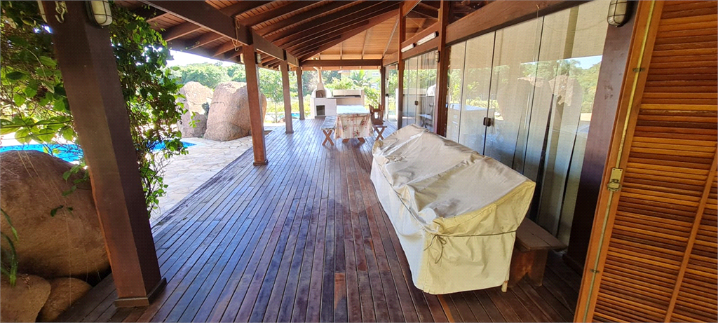 Casa de Condomínio à venda com 3 quartos, 362m² - Foto 9