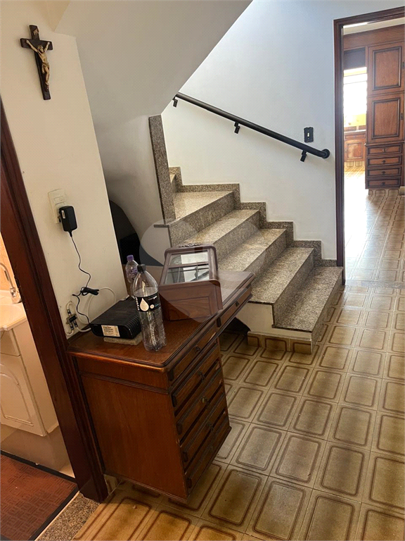 Sobrado à venda com 2 quartos, 213m² - Foto 3