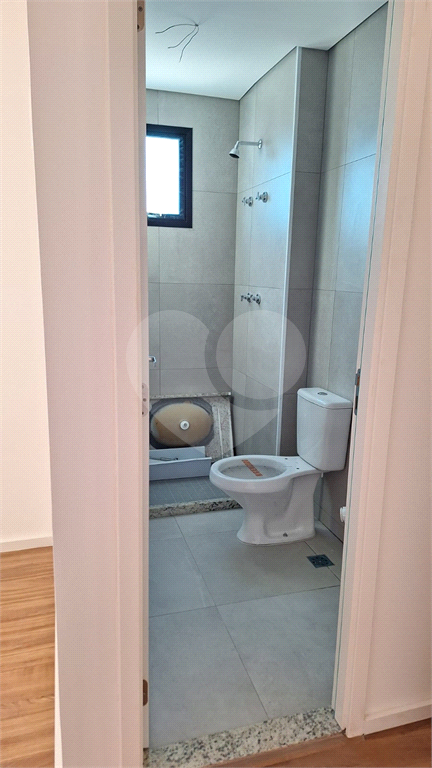 Apartamento à venda com 2 quartos, 64m² - Foto 19