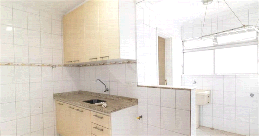 APARTAMENTO em VILA MADALENA