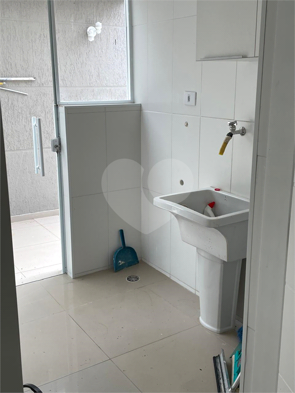 Casa em condomínio com 4 dormitórios e 6 vagas - Zona Norte