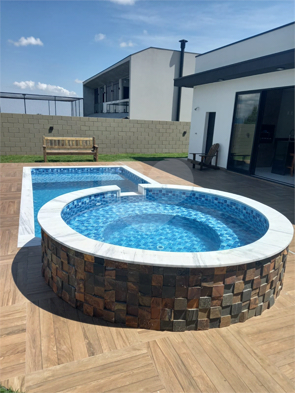 Casa de Condomínio à venda com 3 quartos, 340m² - Foto 3